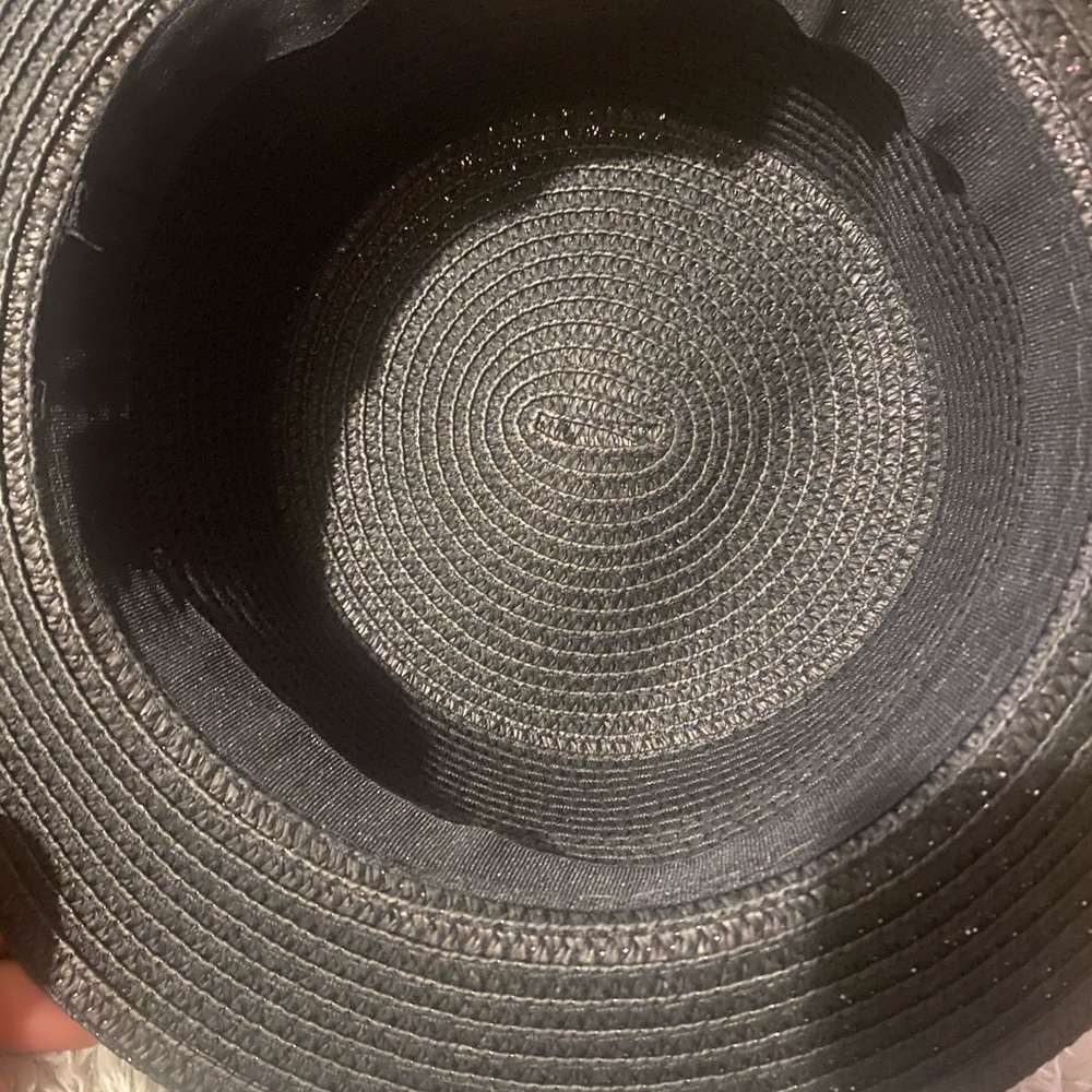 Straw hat - Picture 2 of 3
